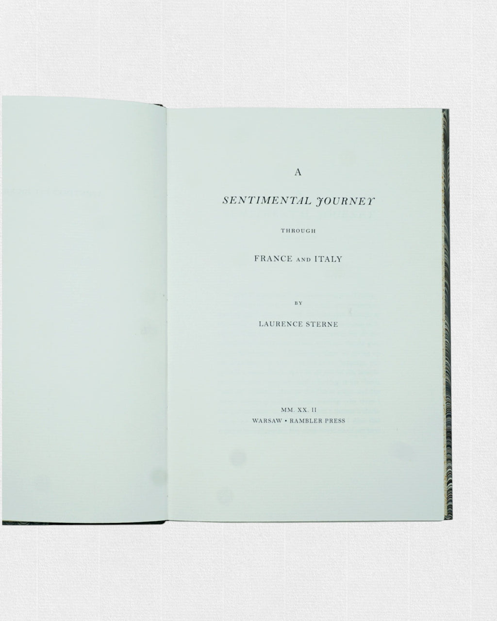 Strona tytułowa kolekcjonerskiego wydania „A Sentimental Journey Through France and Italy” Laurence’a Sterne’a przygotowanego przez Rambler Press.